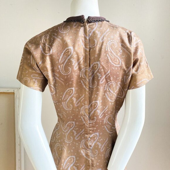 Vintage Paisley Print Beige Blue Earthtones Short Sleeve Fit and FLare Dress S - Picture 7 of 10